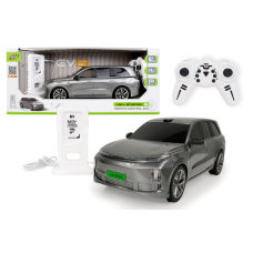 Artyk 176807 – musta radio-ohjattava auto latausasemalla